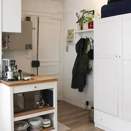 Apartment Charming Studio On Wooded Courtyard *